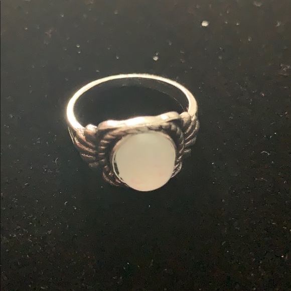 Ring - Picture 4 of 4